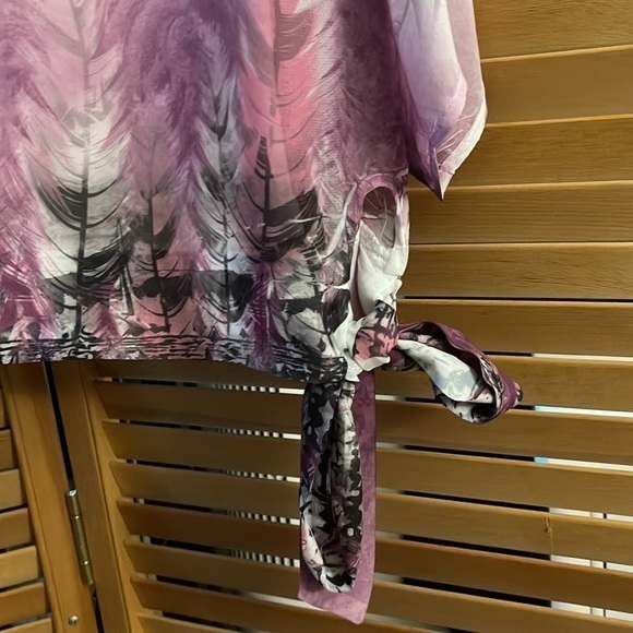 Heart Soul Short Sleeve Blouse Size Medium - Picture 5 of 9